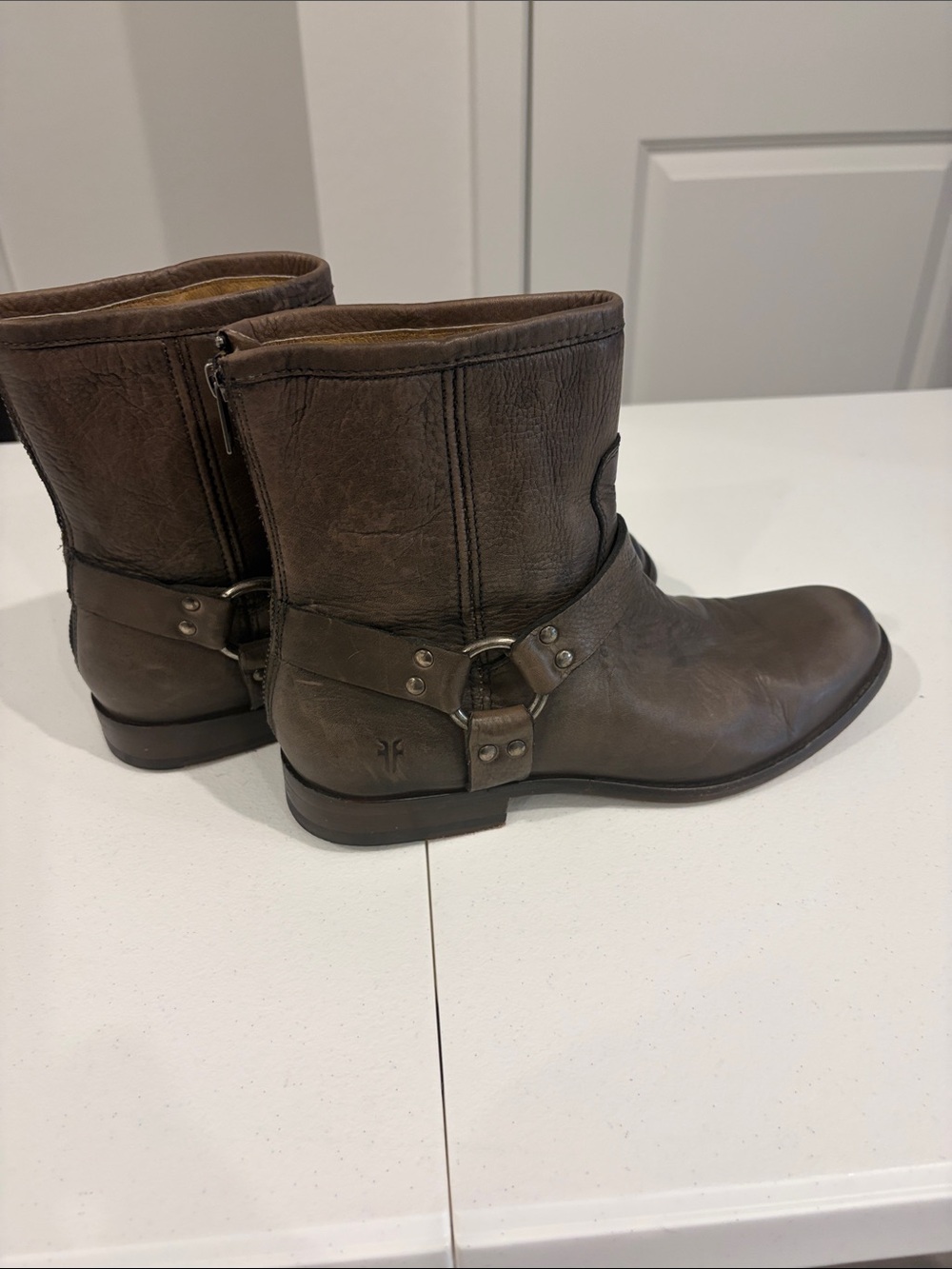Frye Phillip Harness